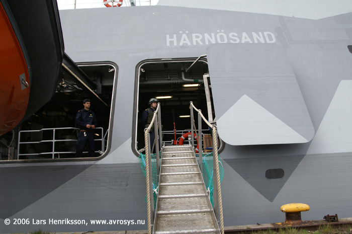 Corvette HMS Hrnsand, Swedish Navy.  2006 Lars Henriksson, www.avrosys.nu.