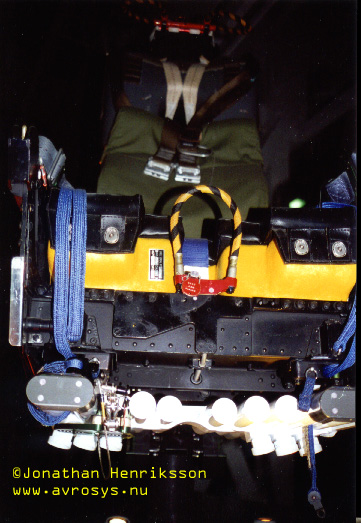 MB_ejector_seat.jpg (99266 bytes)