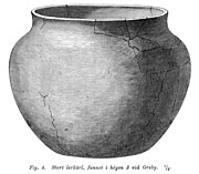 Large earthenware vessel, earlier Iron Age. Greby, Sweden. - Lerkärl från Greby i Bohuslän.  Äldre järnålder. - Size 2300 x 2200 pixels.