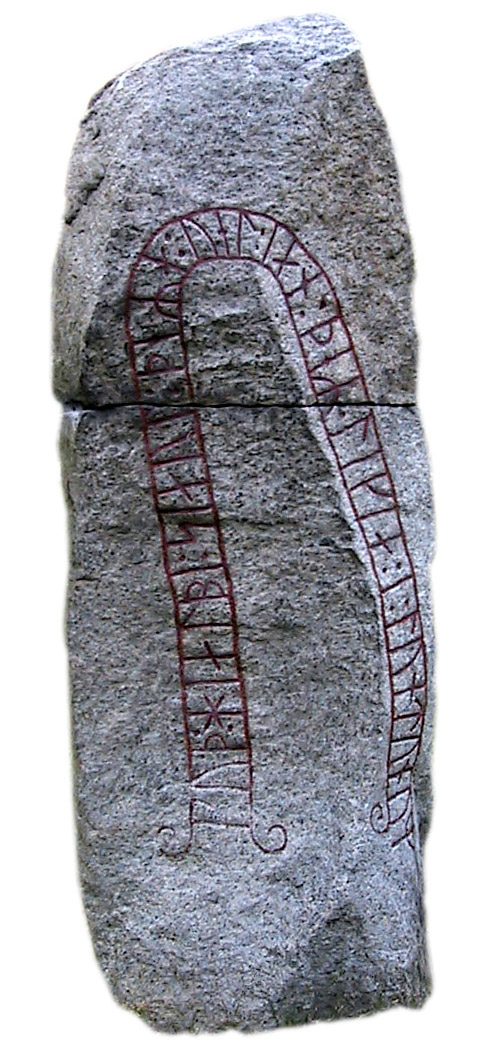 Rune Stone from Valleberga in the Municipality of Ystad. Now at the Rune Stone Hill at Lundagård, Lund. Vallebergastenen vid runstenskullen i Lundagård vid Lunds domkyrka.
