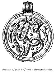 Brakteat (pendant) of gold, Iron Age. Herrestad, Uddevalla, Sweden. - Size 1400 x 1800 pixels.