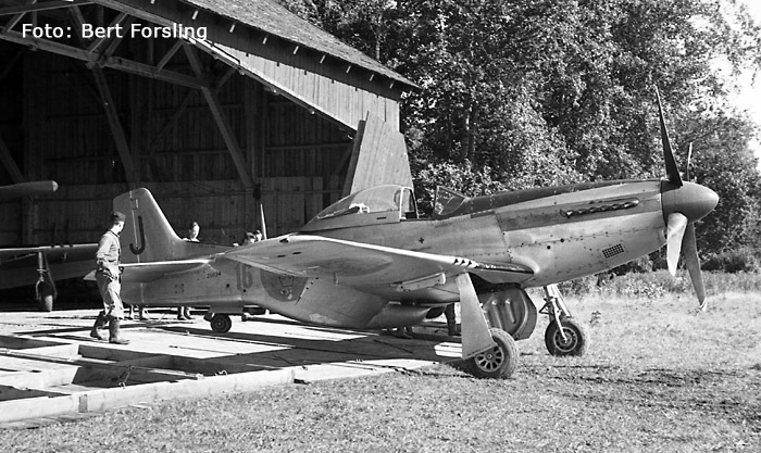 Swedish fighter aircraft J 26 - North American P-51 Mustang