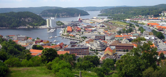 Halden from the Fredriksten fortress, Norway. Photo: Kjetil Bjrnsrud, 2004. Wikimedia Commons.