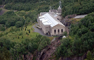 Vemork hydroelectic station, Rjukan, Telemark, Norway in 2003. Photo from Wikimedia Commons